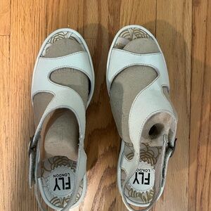 Fly London Women's Cream Sandals